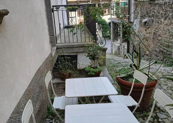 Casa Giacomina Nocleg ze śniadaniem 3*