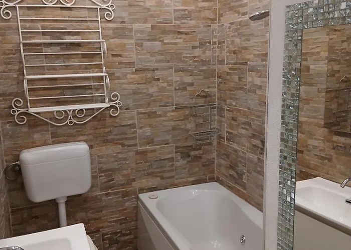 Casa Giacomina Nocleg ze śniadaniem 3*